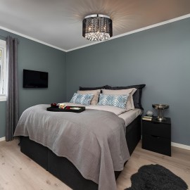 Modern Pink Crystal Chandelier – Elegant Flush Mount Ceiling Fixture with Adjustable Height, Perfect for Living Room, Bedroom, Kitchen & Bathroom, E14 Base (Bulbs Not Included)